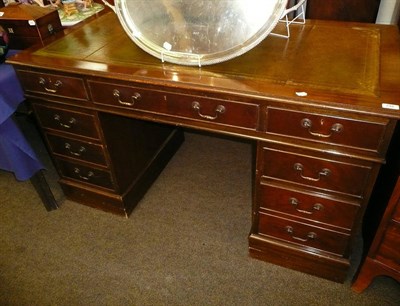 Lot 748 - # A mahogany pedestal desk