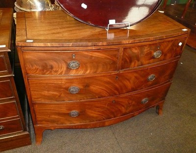 Lot 749 - A Regency mahogany bow fronted three height chest of drawers