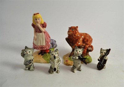 Lot 131 - Beswick Alice in Wonderland, Cheshire cat and Beswick small four piece cat band