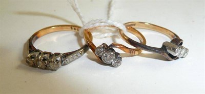 Lot 198 - Three diamond three stone rings