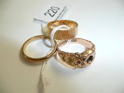 Lot 220 - Three 9ct gold rings