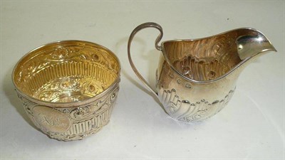 Lot 399 - A Victorian silver sugar bowl and a cream jug