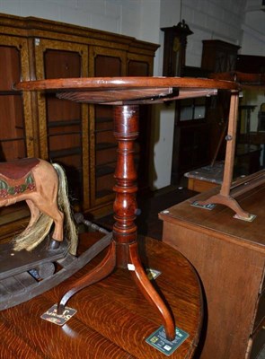 Lot 555 - A 19th century mahogany snap-top occasional table