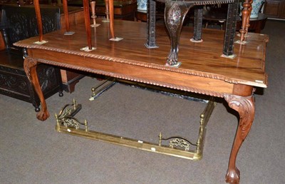 Lot 576 - Reproduction carved dining table