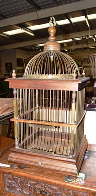 Lot 627 - A decorative birdcage