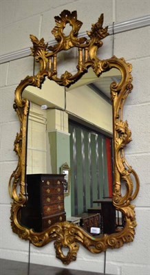 Lot 644 - 18th century style carved giltwood wall mirror