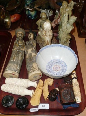 Lot 18 - Tray of Oriental soapstone figures etc