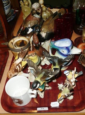 Lot 19 - Tray of ornamental birds, horn beakers, pair of Whitefriars vases etc