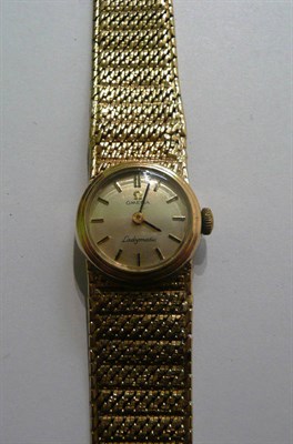 Lot 74 - A 9ct gold lady's wristwatch signed Omega