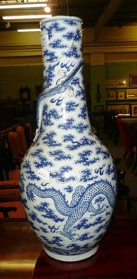 Lot 344 - A large Chinese blue and white vase (cracked)