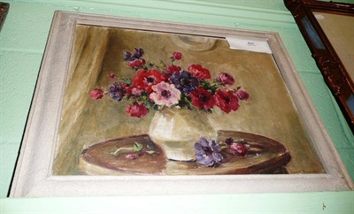 Lot 427 - Owen Bowen, still life of flowers