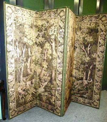 Lot 465 - * A dressing screen