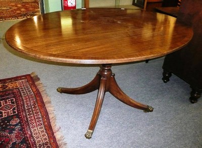 Lot 511 - Reproduction oval pedestal table