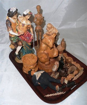 Lot 19 - A quantity of wooden carvings