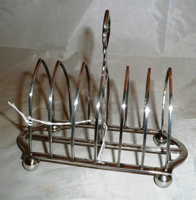 Lot 52 - Victorian silver toast rack