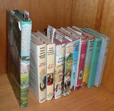 Lot 214 - Collection of children's books by Enid Blyton, Captain W.E. Johns, and Anthony Buckeridge,...