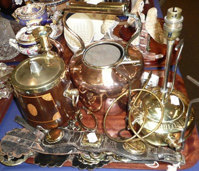 Lot 292 - A quantity of copper and brass ware