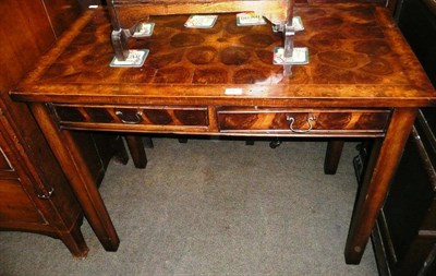 Lot 586 - Oyster veneered side table