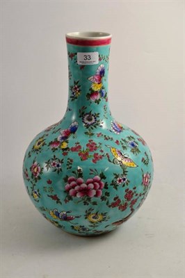 Lot 33 - A Chinese famille rose vase