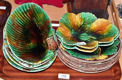 Lot 118 - Nine Wedgwood ";Majolica"; plates and six dishes