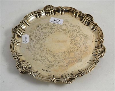 Lot 149 - An Edwardian silver salver, Sheffield 1902