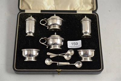 Lot 159 - A George V silver six piece cruet set, Elkington and Co, Birmingham 1925 and four assorted...