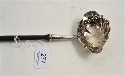 Lot 277 - A Georgian silver punch ladle