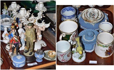 Lot 369 - Assorted modern decorative ceramics including figures, souvenir mugs, four modern boxed plates,...