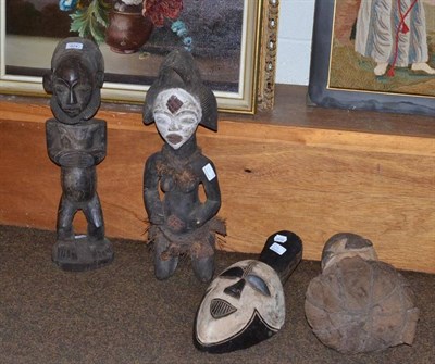 Lot 470 - Four ethnic/tribal carvings