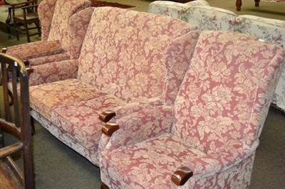 Lot 595 - A red and cream upholstered three piece suite