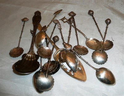 Lot 73 - A quantity of Japanese silver teaspoons etc