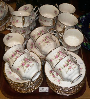 Lot 142 - A quantity of Paragon 'Victoriana Rose' teawares