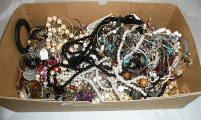 Lot 364 - A box of assorted costume jewellery etc