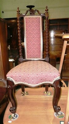 Lot 474 - A Victorian rosewood chair