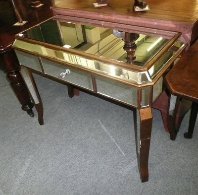 Lot 481 - Modern glass top table with single drawer