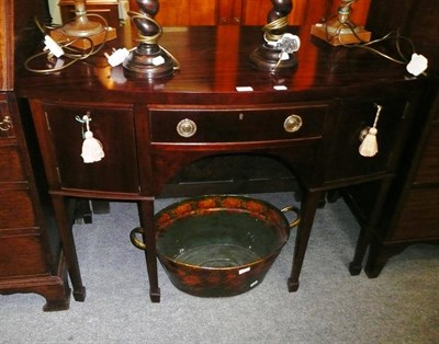 Lot 501 - Reproduction mahogany bow-fronted sideboard