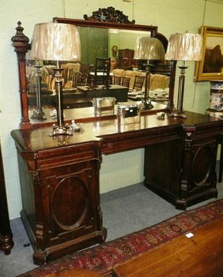 Lot 602 - VIctorian sideboard with mirror back