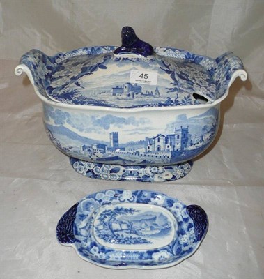 Lot 45 - A Don Pottery soup tureen and cover, circa 1820, of lobed oval form with scroll handles, printed in