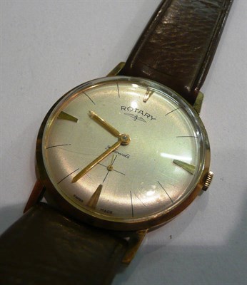 Lot 101 - A 9ct gold Rotary wristwatch