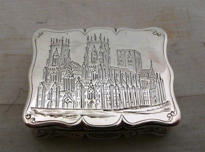 Lot 198 - Silver vinaigrette with a cathedral etched to the cover