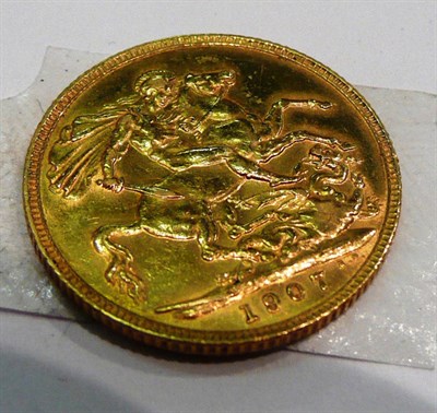 Lot 284 - A full sovereign, dated 1907
