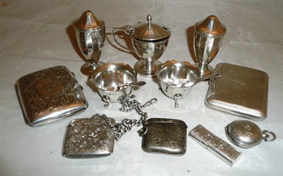 Lot 324 - A collection of small silver including two vesta cases, two cigarette cases etc