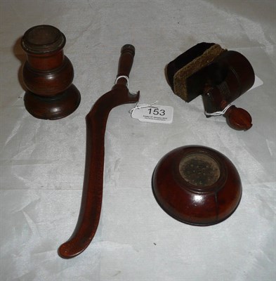 Lot 153 - Gull wing knitting sheath, Tunbridge ware table clamp with velvet pin cushion mount, small...