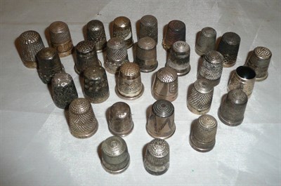 Lot 282 - Twenty eight assorted silver thimbles