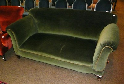 Lot 599 - Drop-end settee