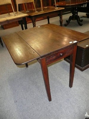 Lot 714 - A mahogany Pembroke table with end drawer