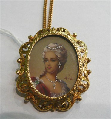 Lot 29 - A portrait miniature/brooch, frame stamped 18k