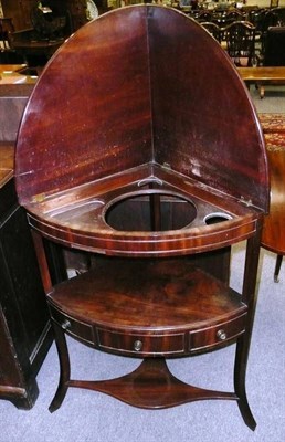 Lot 497 - Georgian corner washstand