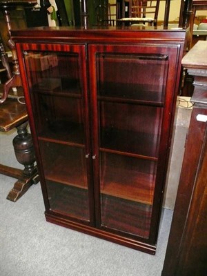 Lot 630 - Glazed bookshelf