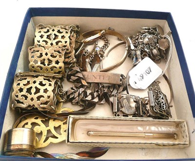 Lot 104 - Assorted silver, white metal and plated jewellery etc